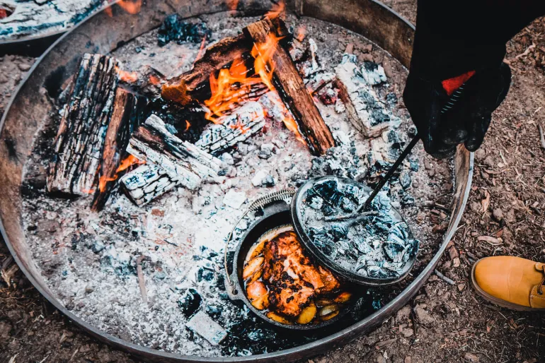 12 Quart Camp Oven