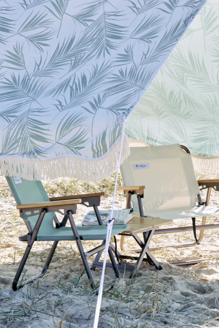Beach Table